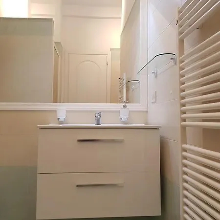 Trilocale Piazza Colombo Sanremo