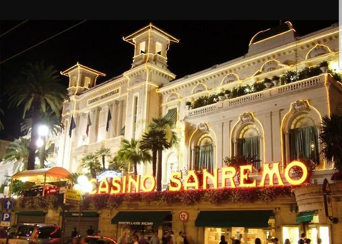 Trilocale Piazza Colombo Appartamento Sanremo